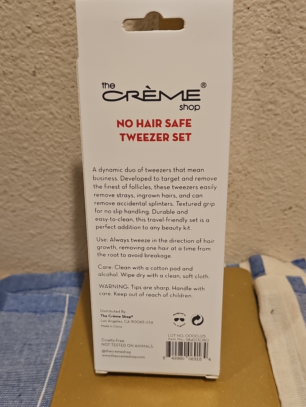 The Creme Shop Tweezer Set - Picture 2 of 2